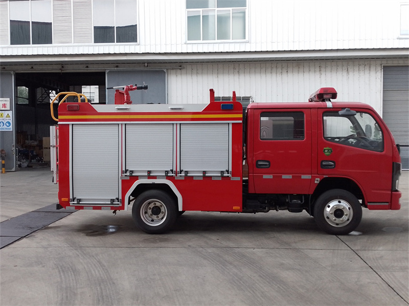 東風(fēng)（藍牌）水罐消防車（650kg）圖片