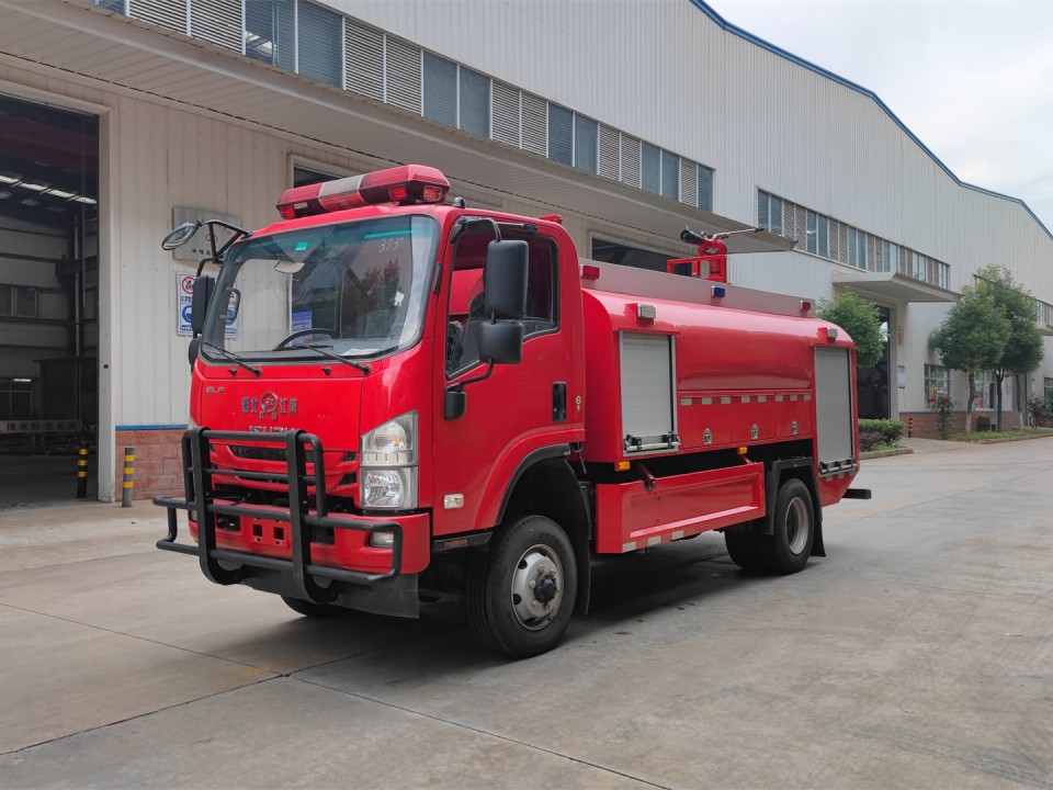 慶鈴水罐消防車(chē)（4.5噸）